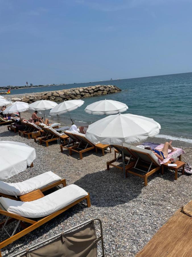 Vue Sur Mer - Magnifique Appartement Tout Confort - Terrasse Et Parking Prive Cagnes-sur-Mer Exterior foto